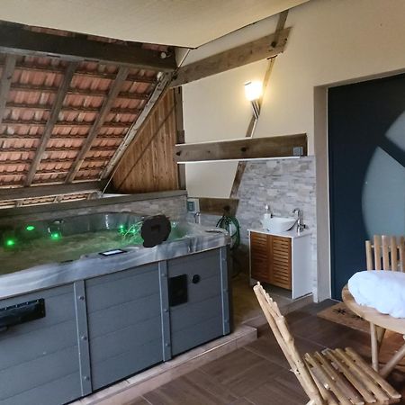 Maison D'Hotes Avec Jacuzzi -Sauna Daire Montreux-Chateau Dış mekan fotoğraf